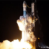 Messenger launch from a Kennedy Space Center on August 3rd, 2004.
<P>
Image courtesy: NASA