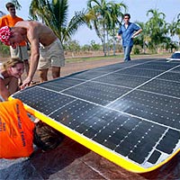 Nuna's shell is covered with solar cells developed for satellites. Nuna-II in the 7th World Solar Challenge 
<P>
Credits: David Hancock and ESA