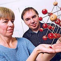 Sergey Ostanin and Julie Staunton
<P>
Courtesy: University of Warwick